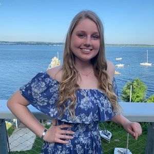 Meet your Posher, Lexi